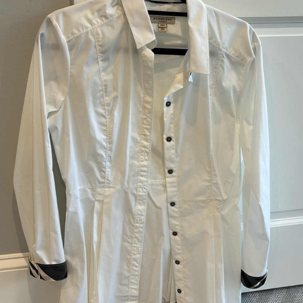 Burberry White Button Down Shirt with classic check accents